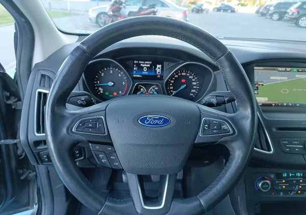 Ford Focus cena 39700 przebieg: 187050, rok produkcji 2016 z Płock małe 781